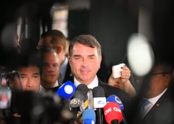 Cálculo eleitoral leva PL a ‘bater cabeça’ em aprovação da escala 6×1 na Câmara