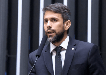 Federação PP-União apoia PEC do 5×2 e se afasta de proposta do PL por jornada 4×3