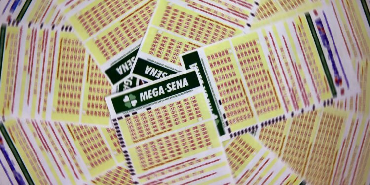 Mega-Sena acumula e prêmio vai a R$ 52 milhões