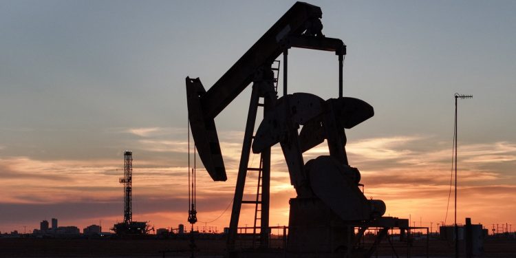 UBS BB muda estratégia em commodities e prefere petróleo e aço a minério; veja ações